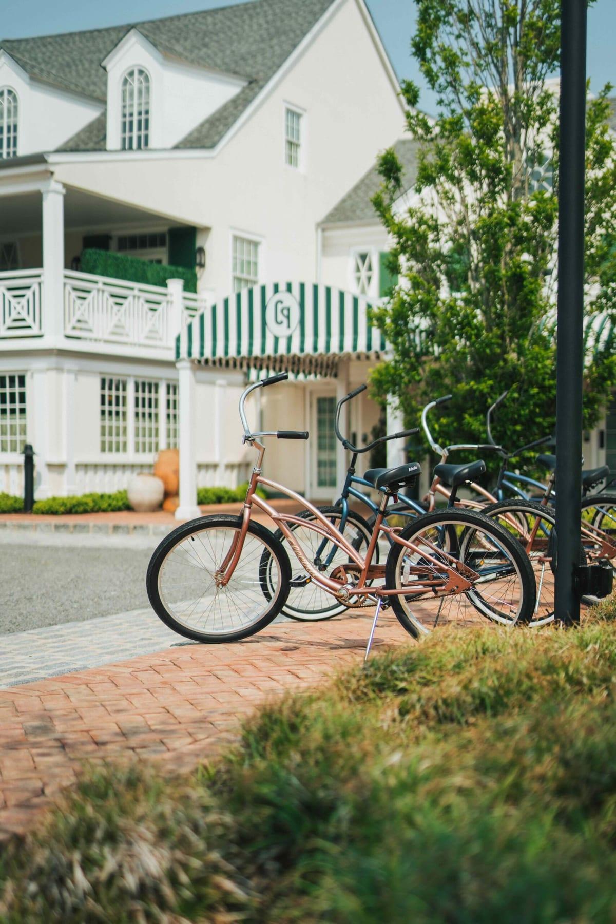 Canoe Place Inn historic hotel in Hampton Bays